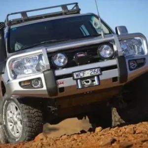 PARE CHOC WINCH BAR ARB POUR TOYOTA LANDCRUISER 200 V8 DE 2007 A 2012 Nouveauté
