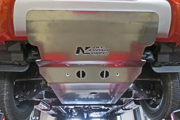 Nouveauté BLINDAGE AVANT 8mm N4 AVEC RENFORTS POUR TOYOTA HILUX REVO INVINCIBLE (ROCCO) DE 2018 A 2020