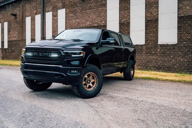 Soldes KIT ECLAIRAGE LED LAZER LONGUE PORTEE LINEAR 6 ELITE AVEC INTEGRATION A LA CALANDRE POUR DODGE RAM 1500 (2019+)