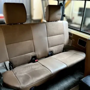 Promotion Saisonnière BANQUETTE ET TAPIS ARRIERE POUR TOYOTA LAND CRUISER 71 (MODEL 2024)