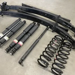 Produit De Marque KIT DE SUSPENSION D’OCCASION POUR TOYOTA LAND CRUISER SERIE 76 – PIÈCES D’ORIGINE