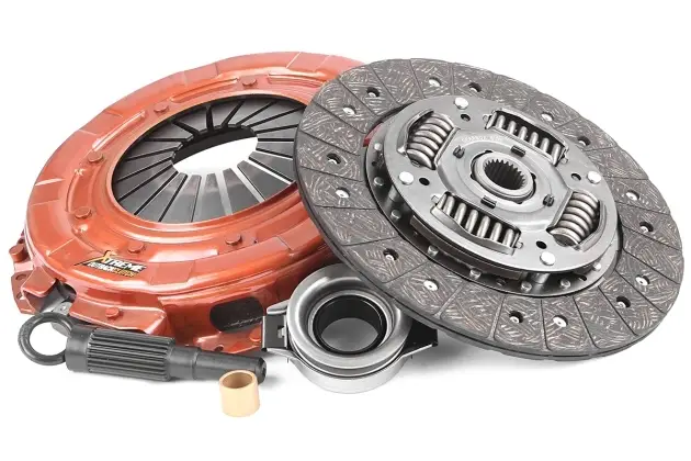 Solde KIT EMBRAYAGE RENFORCE XTREME OUTBACK +25% 320 NM POUR NISSAN TERRANO 2.7L DIESEL 240MM AVANT 1996