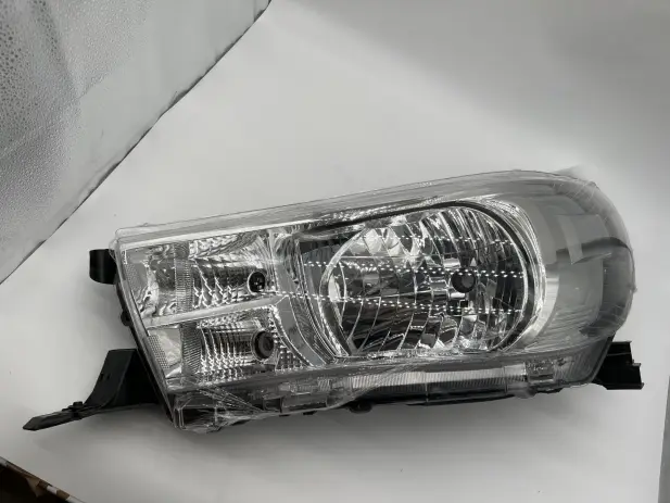 OPTIQUE AVANT GAUCHE HALOGENE REGLAGE ELECTRIQUE POUR TOYOTA HILUX REVO 2016-2018 Affaire À Saisir