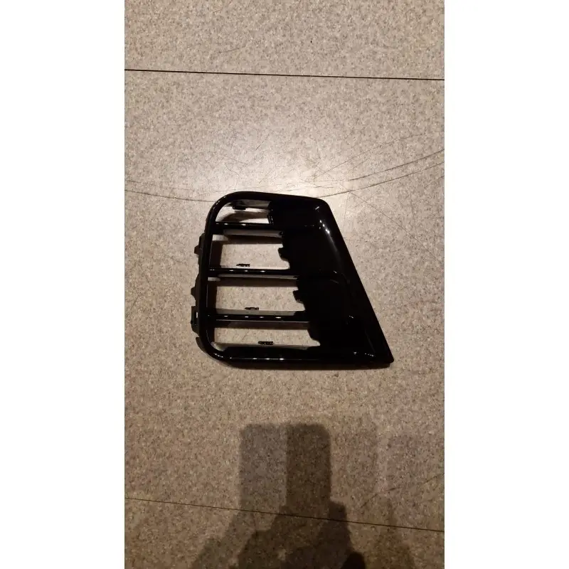 Achat Immédiat GRILLE DROITE DE PARE CHOC AVANT VW POLO 6R (09-17) - NOIR- POUR PARE-CHOCS WRC